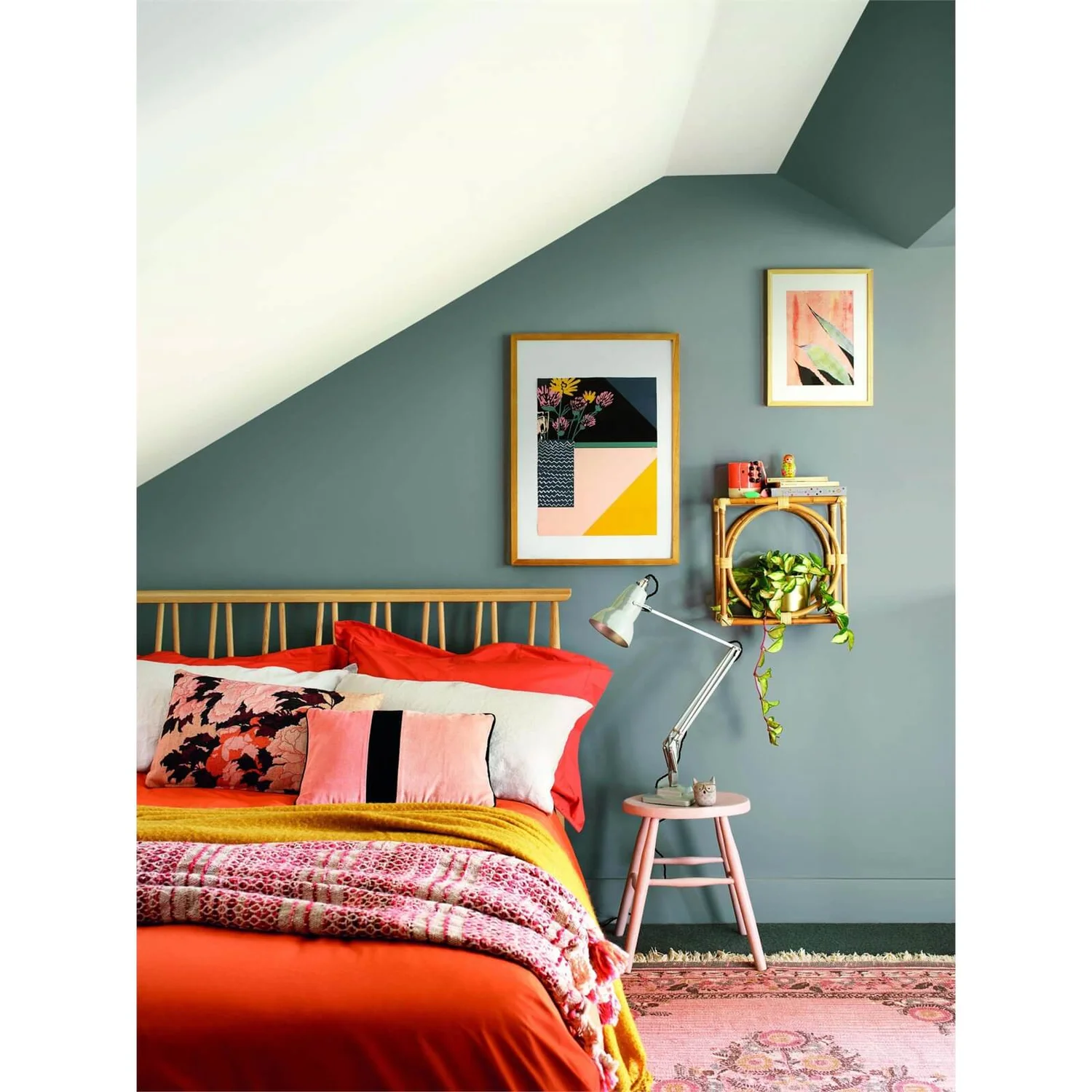 Dulux Matt Emulsion Paint Natural Slate - 2.5L 8 Dulux Matt Emulsion Paint Natural Slate - 2.5L - Image 8