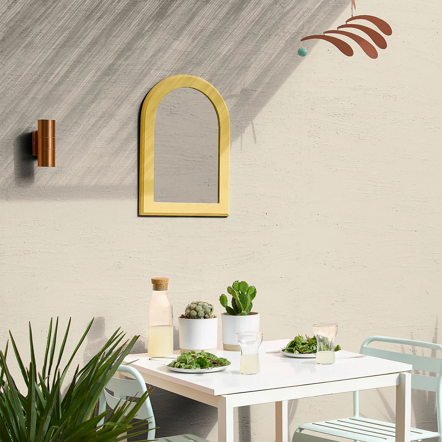 Sandtex® Ultra Smooth Masonry Paint Sandstone - 5L 4 Sandtex® Ultra Smooth Masonry Paint Sandstone - 5L - Image 4