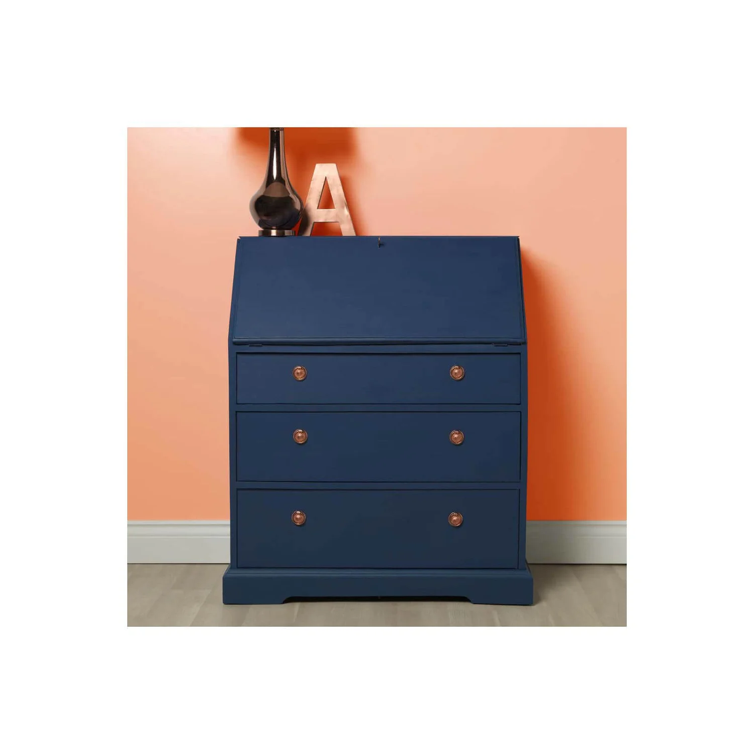 Rust-Oleum Chalky Furniture Paint - Ink Blue - 125ml 3 Rust-Oleum Chalky Furniture Paint - Ink Blue - 125ml - Image 3