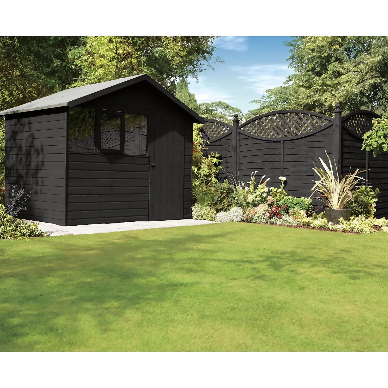Ronseal Fence Life Plus Paint Tudor Black Oak - 5L 2 Ronseal Fence Life Plus Paint Tudor Black Oak - 5L - Image 2