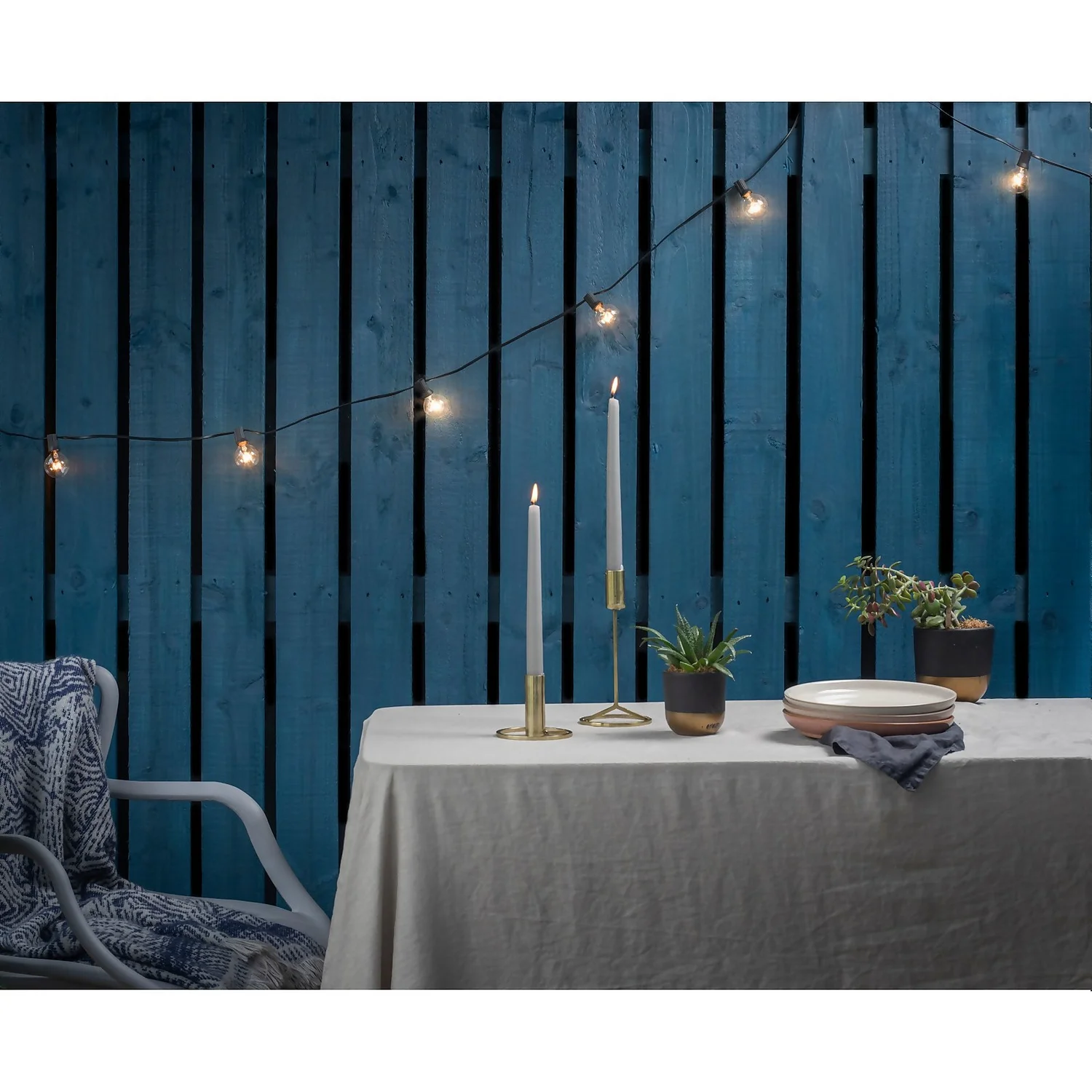 Ronseal Fence Life Plus Paint Midnight Blue - 5L 2 Ronseal Fence Life Plus Paint Midnight Blue - 5L - Image 2