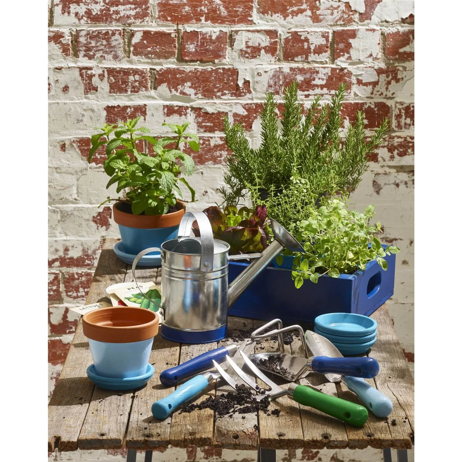 Craig & Rose Artisan Enamel Gloss Spray Paint - Grass Court - 400ml 3 Craig & Rose Artisan Enamel Gloss Spray Paint - Grass Court - 400ml - Image 3